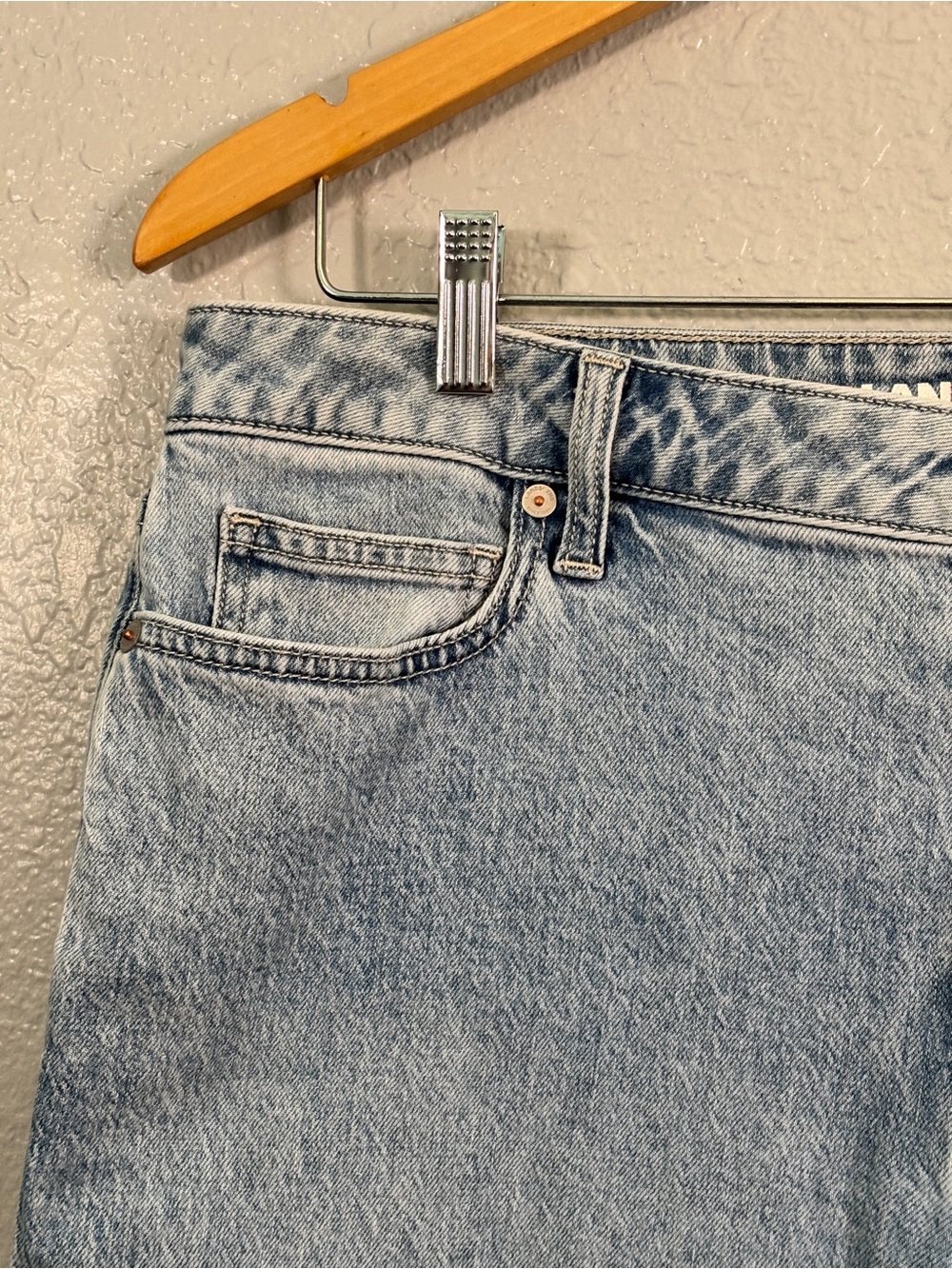 Lands’ End Floral Embroidered Mid Rise Relaxed Straight Leg Jeans Sz. 14P - Picture 6 of 9